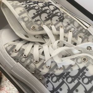Authentic Dior Oblique Sneakers